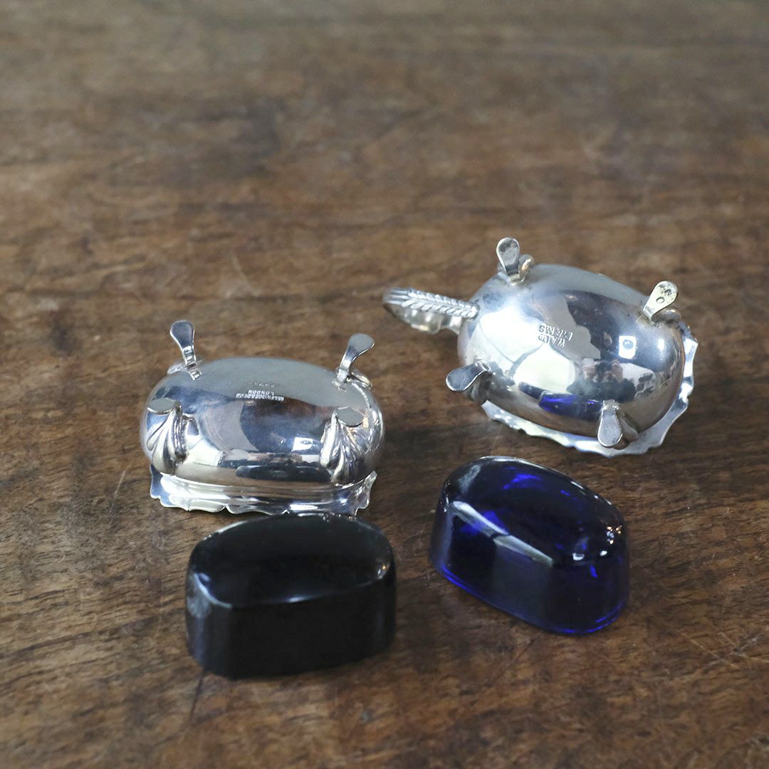 アンティーク シルバープレートスパイスボトル2点セット　イギリス製　調味料・薬味入れ9