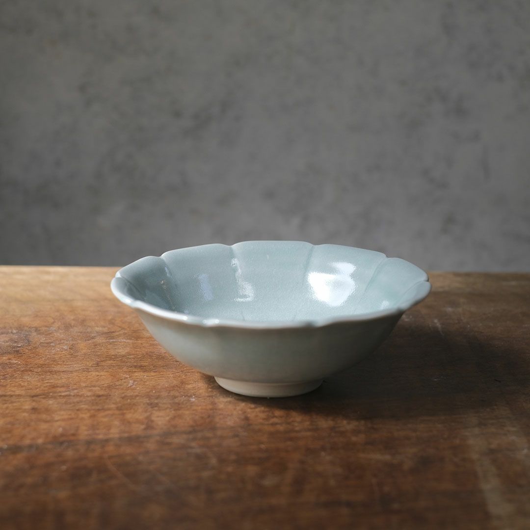 岡泰造 トルコ青釉 小鉢 瀬戸焼 和食器 フラワーリムボウル