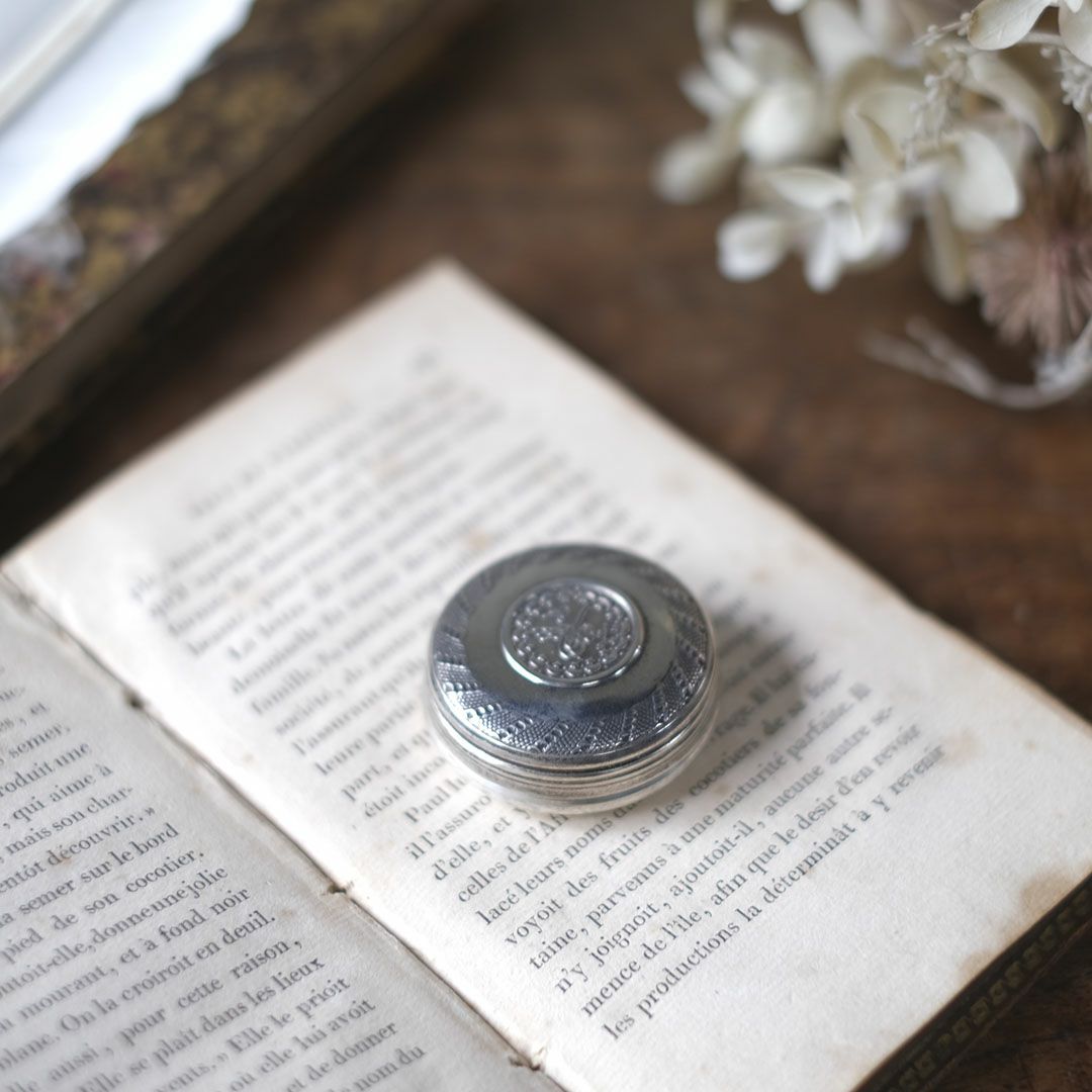 ｃアンティーク薬ケース フランス メタｃ