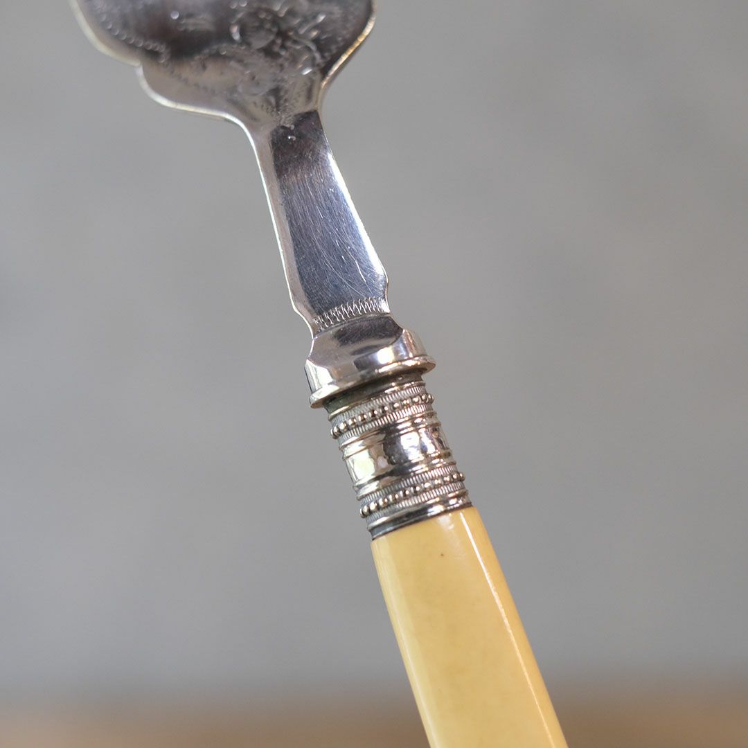 アンティークサーディンフォーク イギリス ベークレート8