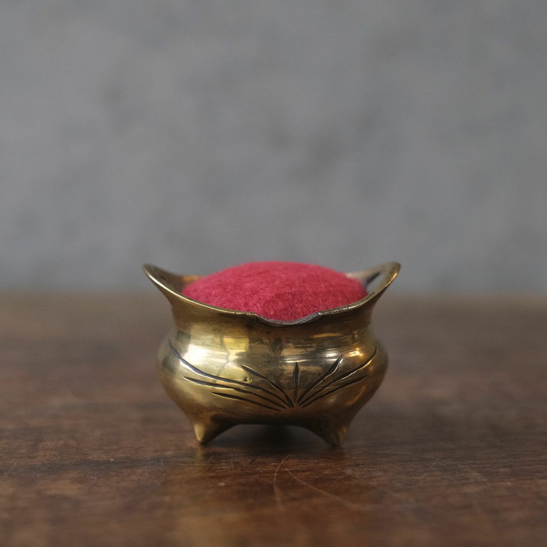 アンティークピンクッション イギリス 真鍮1