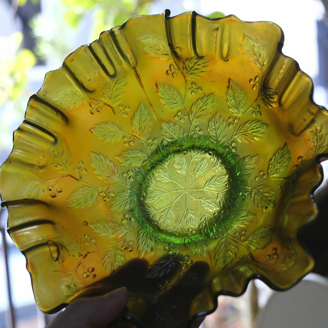 アンティーク カーニバルガラストレイ 七色に輝くガラスフリル皿3