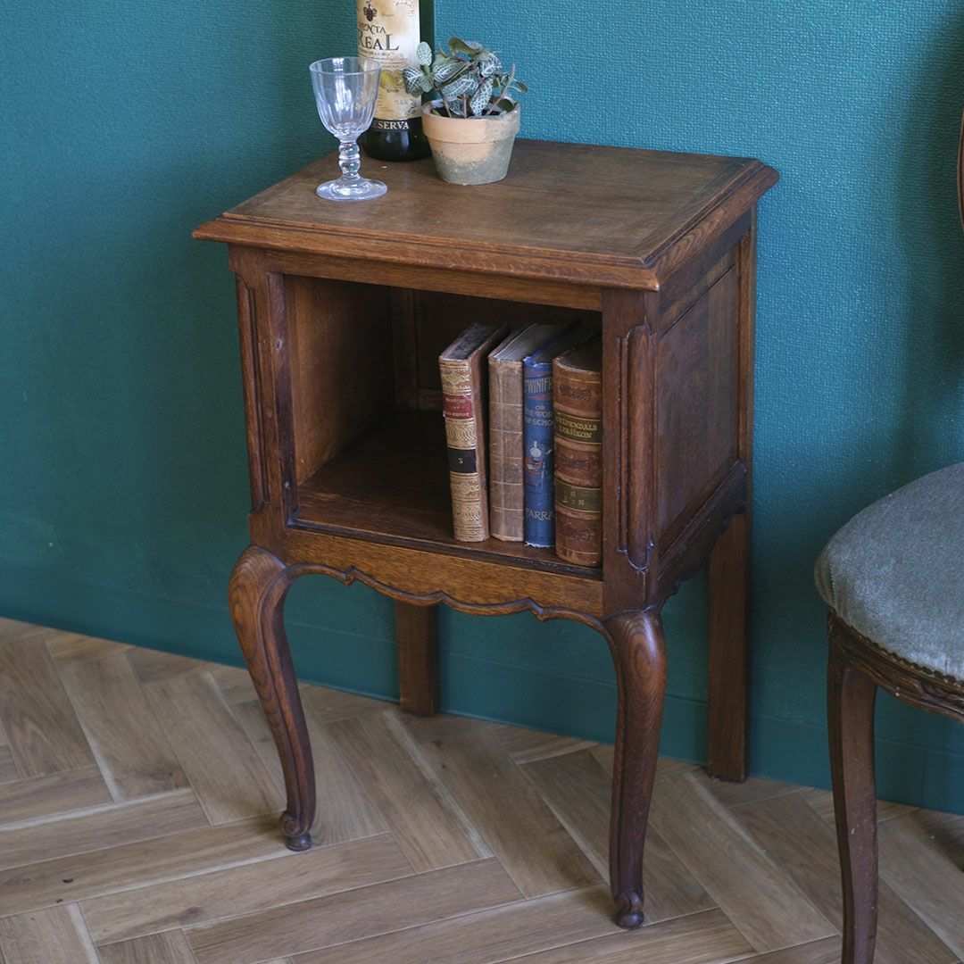 ヴィンテージ ベッドサイドテーブル フランス ナイトテーブル2