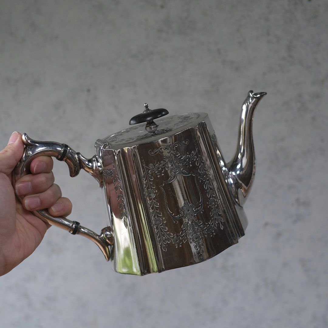 アンティークティーポット イギリス シルバープレート5