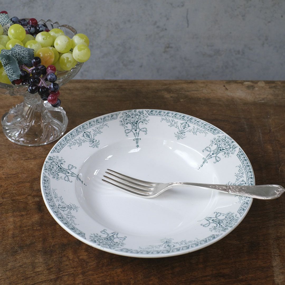 アンティーク皿 フランス K&Gリュネヴィル LUGANO 深皿 24.3cm 緑の花柄プレート