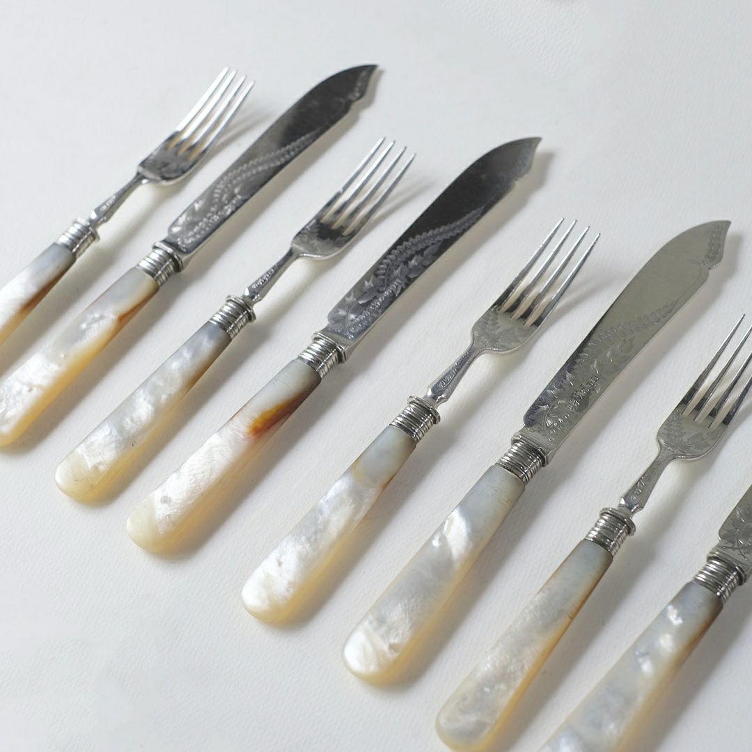 アンティーク マザーオブパール デザートカトラリー フォーク、ナイフ各1本ずつのセット4