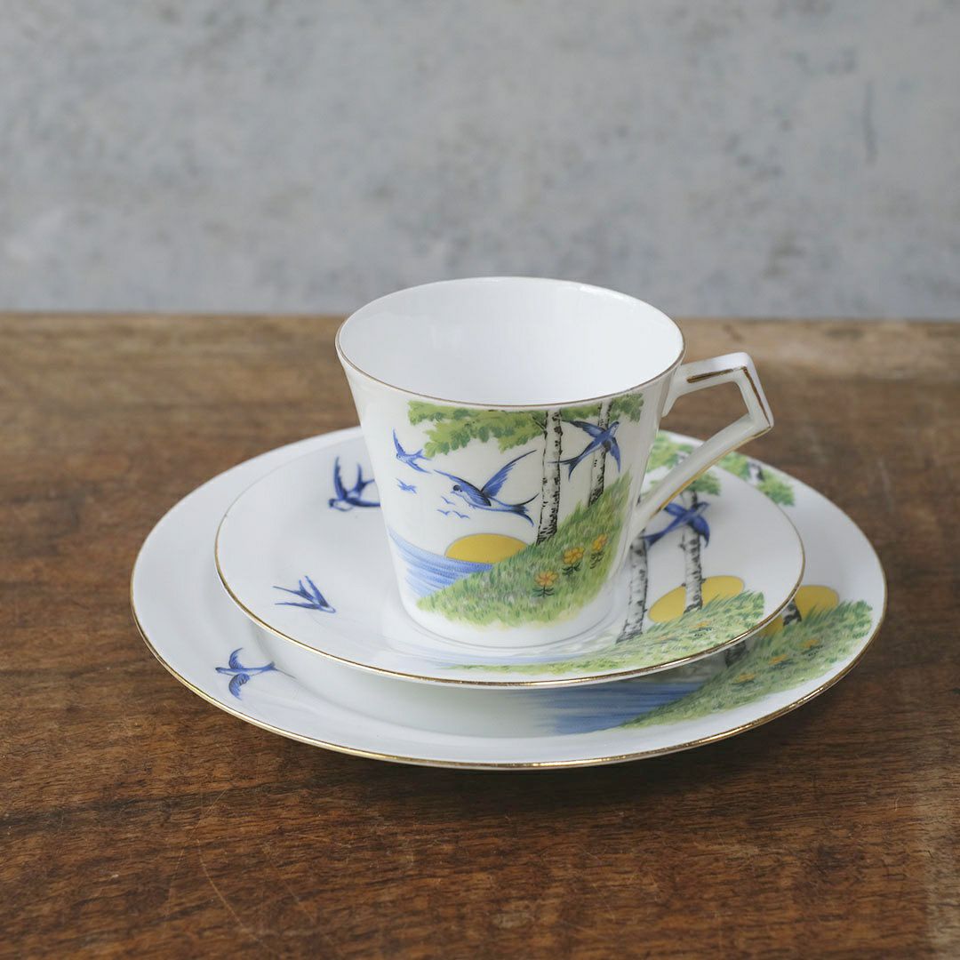 ヴィンテージティーカップ＆ソーサ トリオ 燕 チェコスロバキア1