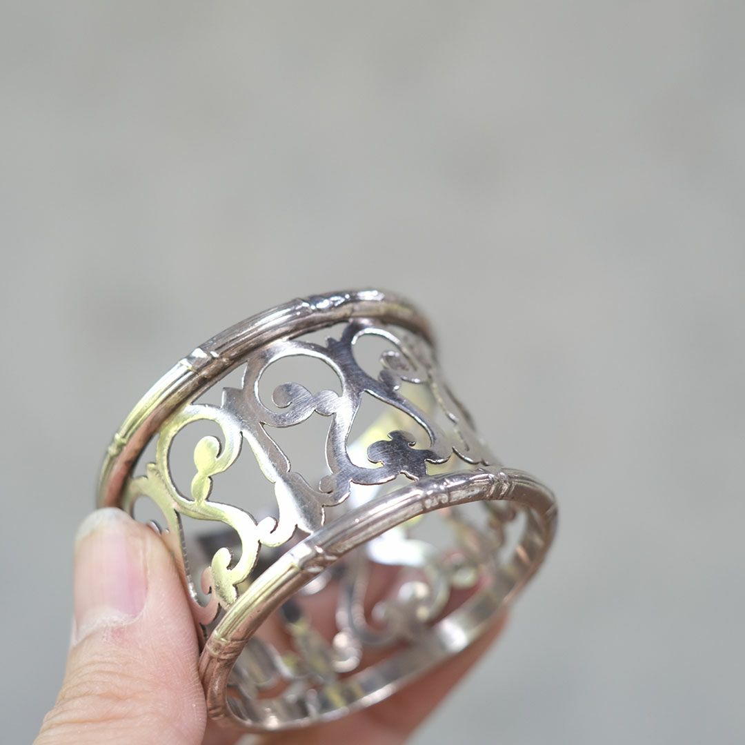 ヴィンテージナプキンリング イギリス シルバープレート 銀メッキ3