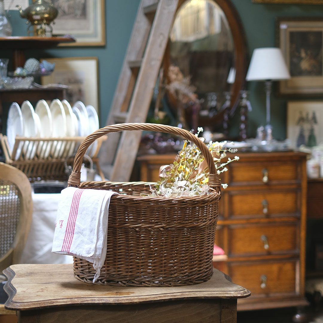 ヴィンテージバスケット イギリス ナチュラルな手編みかごバスケット