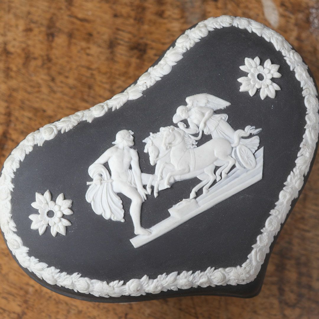 ヴィンテージ WEDGWOODジャスパー トリンケットボックス 貴重な黒5