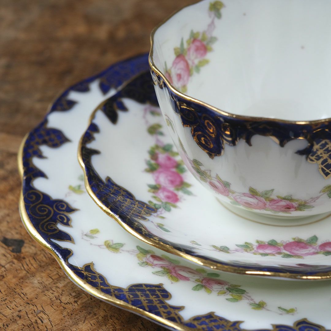 アンティークティーカップトリオ イギリス アンティーク食器5