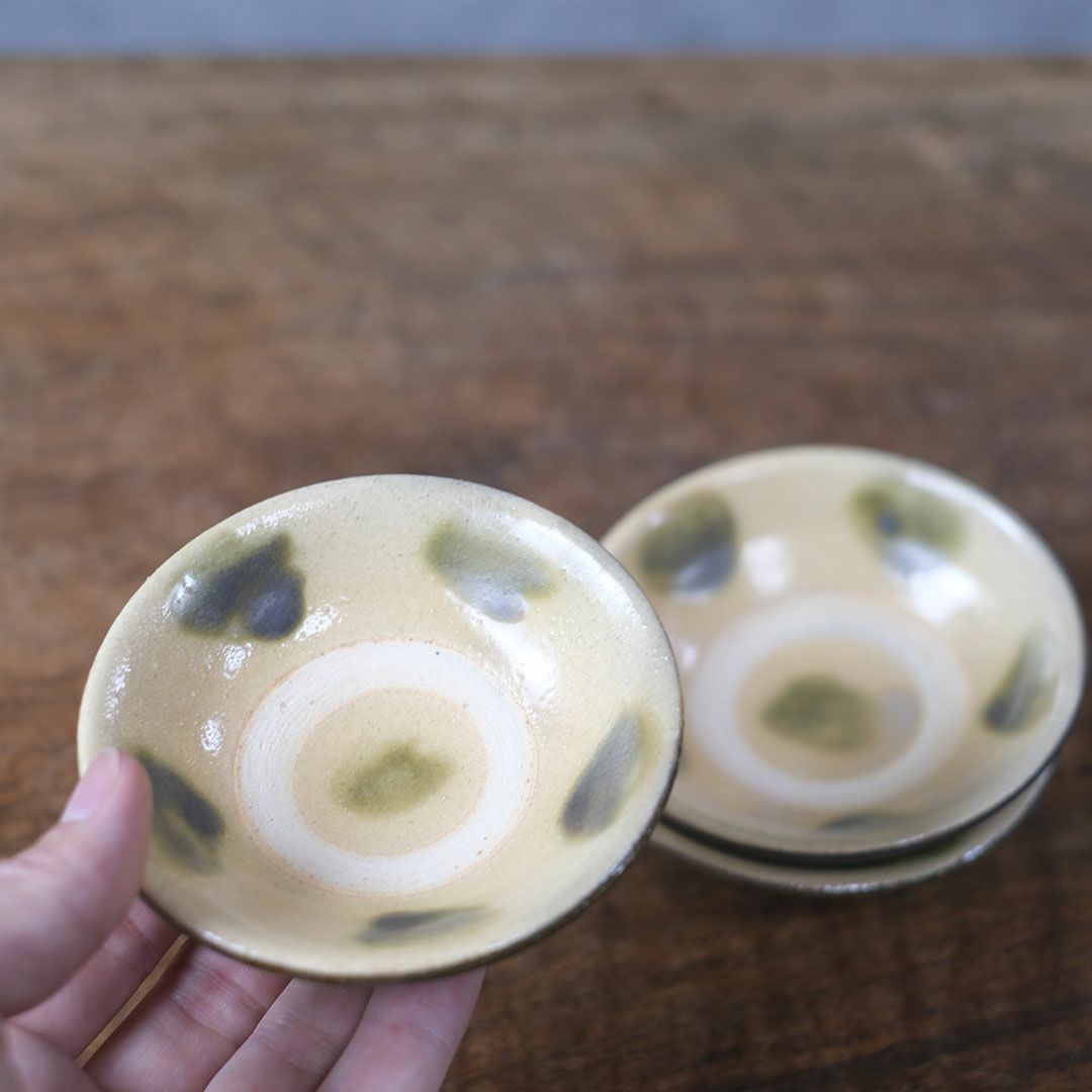 やちむん 沖縄 宮城正享 緑点打ち 小皿 読谷村北窯3