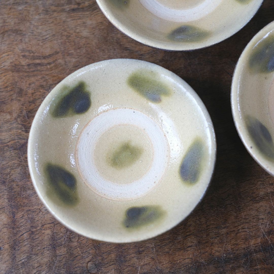 やちむん 沖縄 宮城正享 緑点打ち 小皿 読谷村北窯4