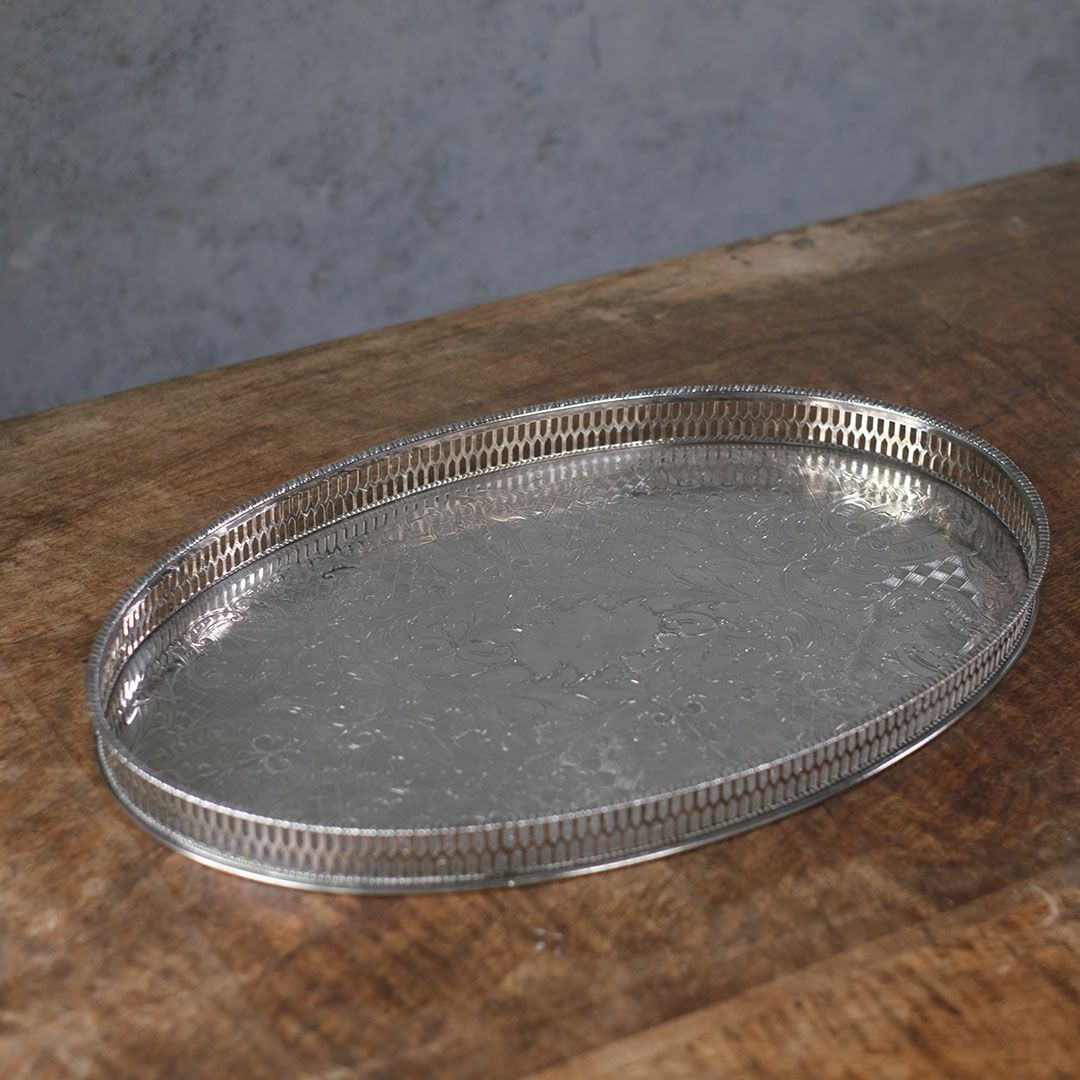 ヴィンテージ シルバープレートトレイ VINERS OF SHEFFIELD 楕円 トレー イギリス1