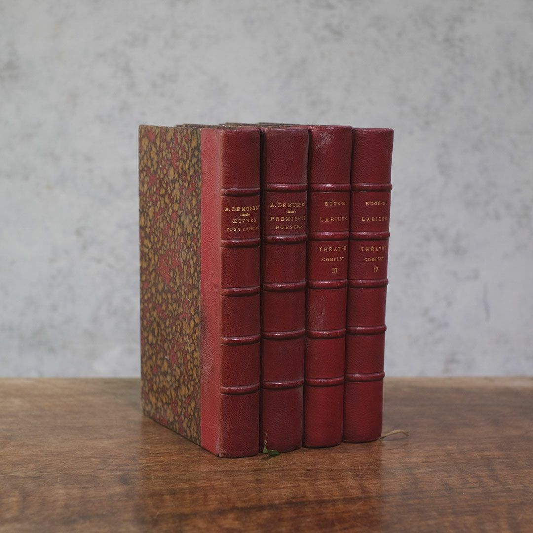 アンティークブック 革張りの古書 レザーブック ヨーロッパ1