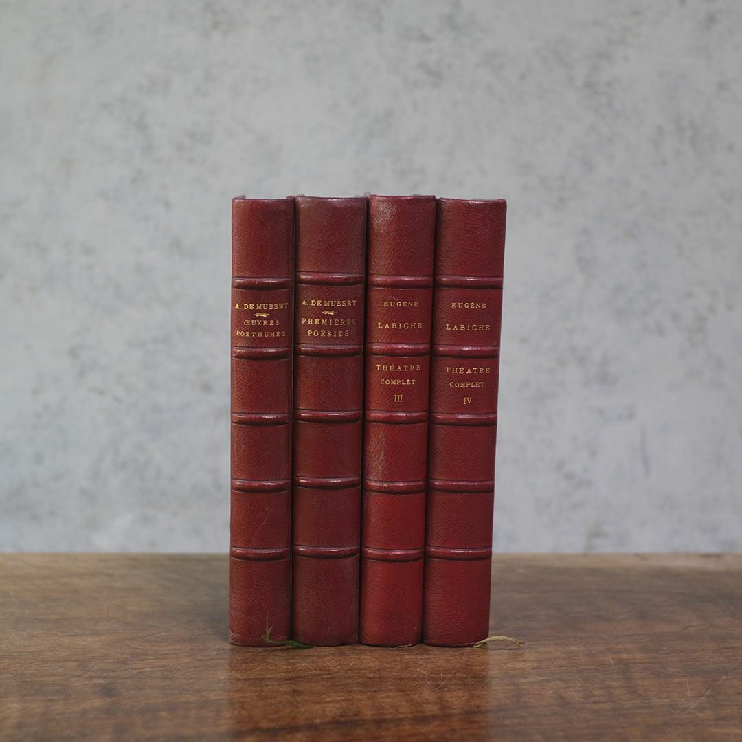 アンティークブック 革張りの古書 レザーブック ヨーロッパ2