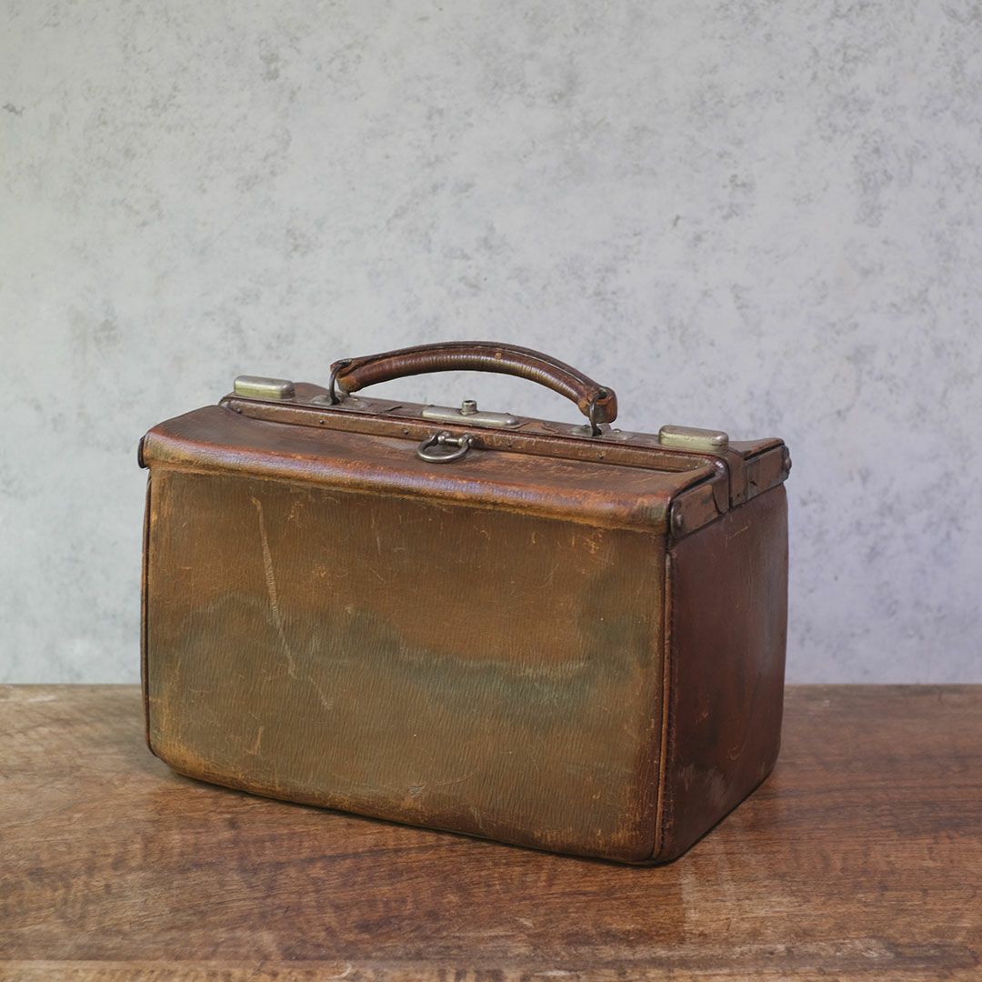 アンティークドクターズバッグ イギリス 本革 医者用鞄1