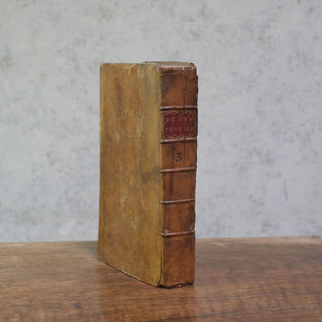 アンティークブック フランス レザーブック 革張りの古書2