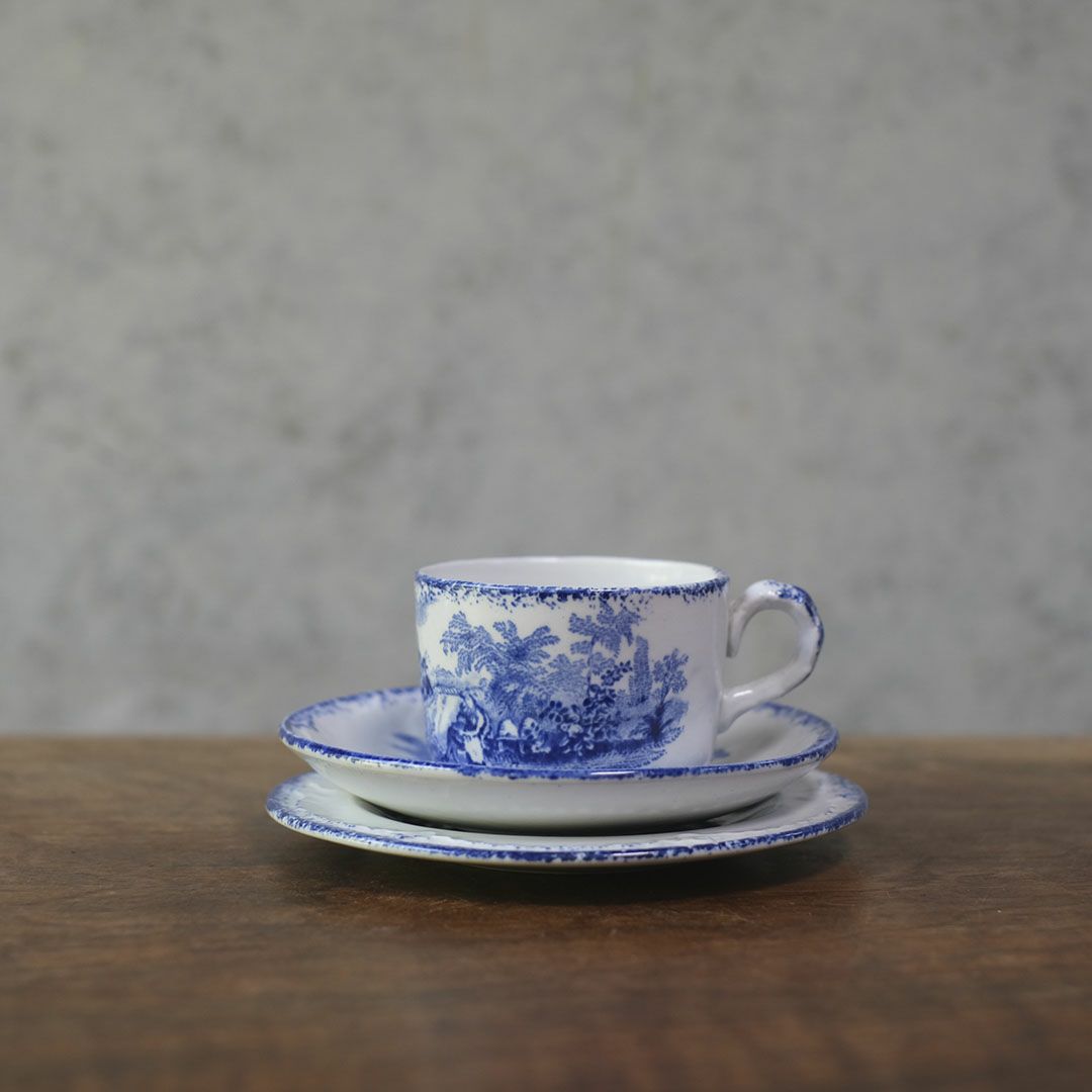 アンティークカップ&ソーサトリオ ミニ デミタス シノワズリ