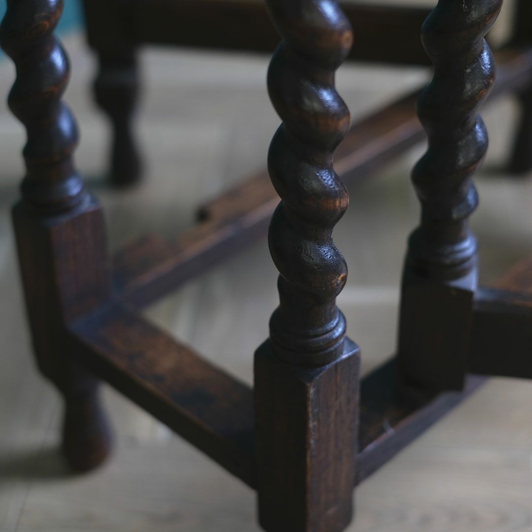 アンティークゲートレッグテーブル バーリーシュガーツイスト オーバル イギリス ソリッド 1枚板 アンティーク家具9