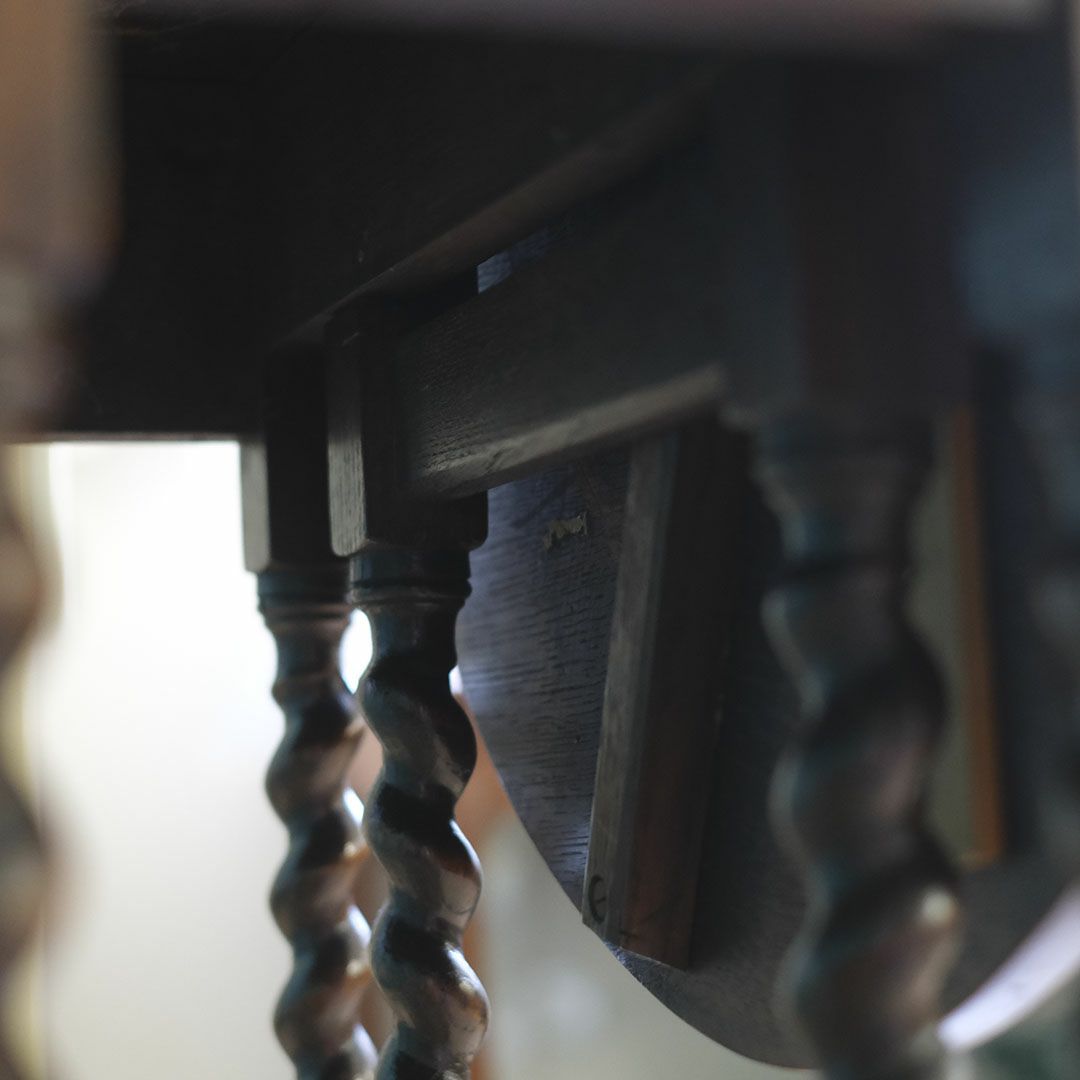 アンティークゲートレッグテーブル バーリーシュガーツイスト オーバル イギリス ソリッド 1枚板 アンティーク家具11