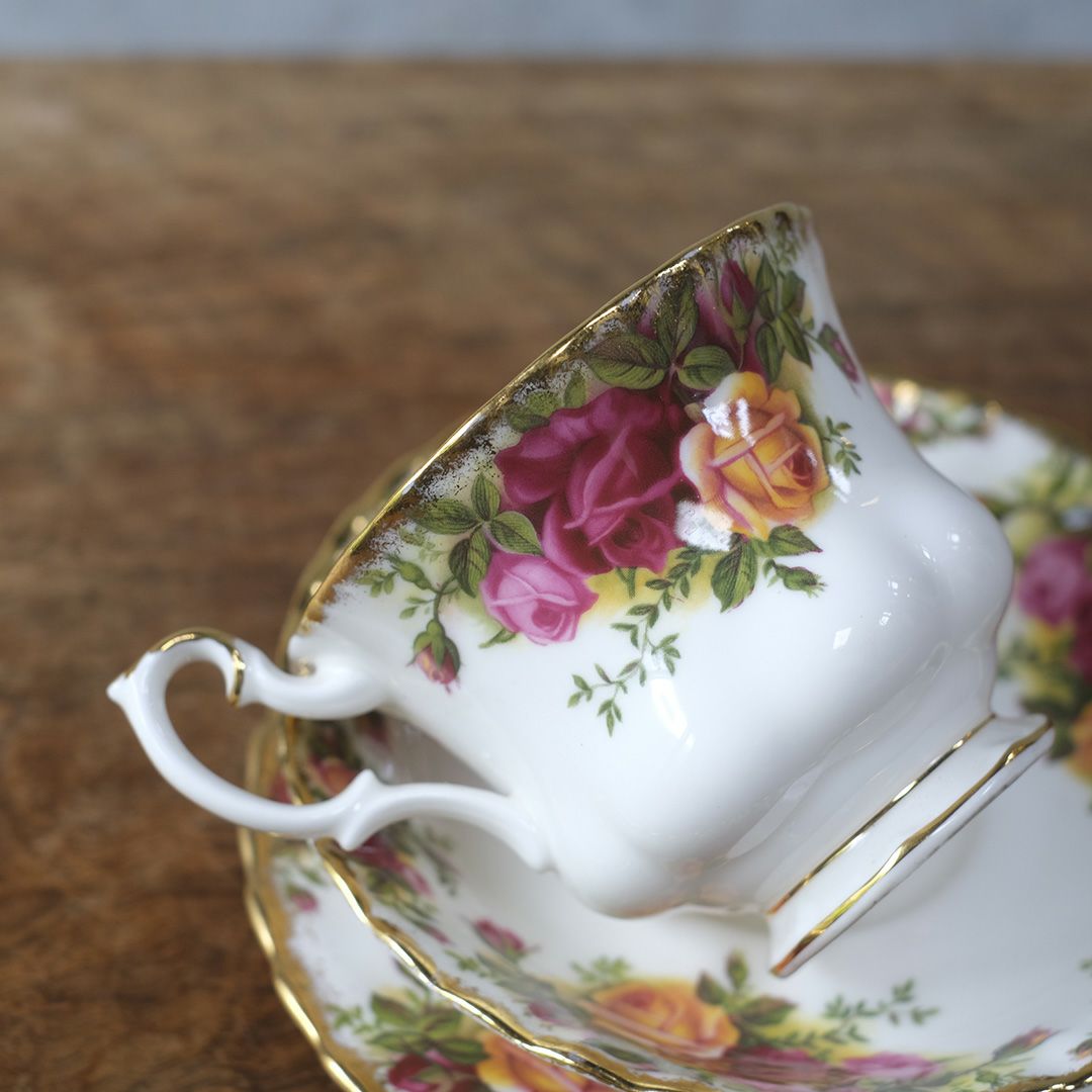 ヴィンテージ Royal Albertティーカップトリオ/old country rose イギリス ロイヤルアルバート 王室御用達/アンティーク食器4