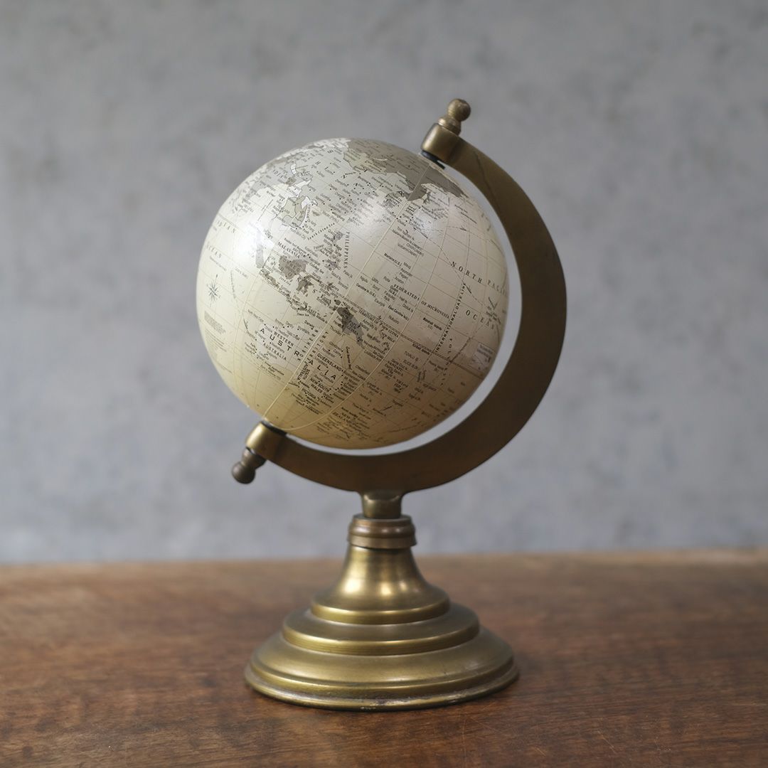 ヴィンテージグローブ イギリス 地球儀 置物1