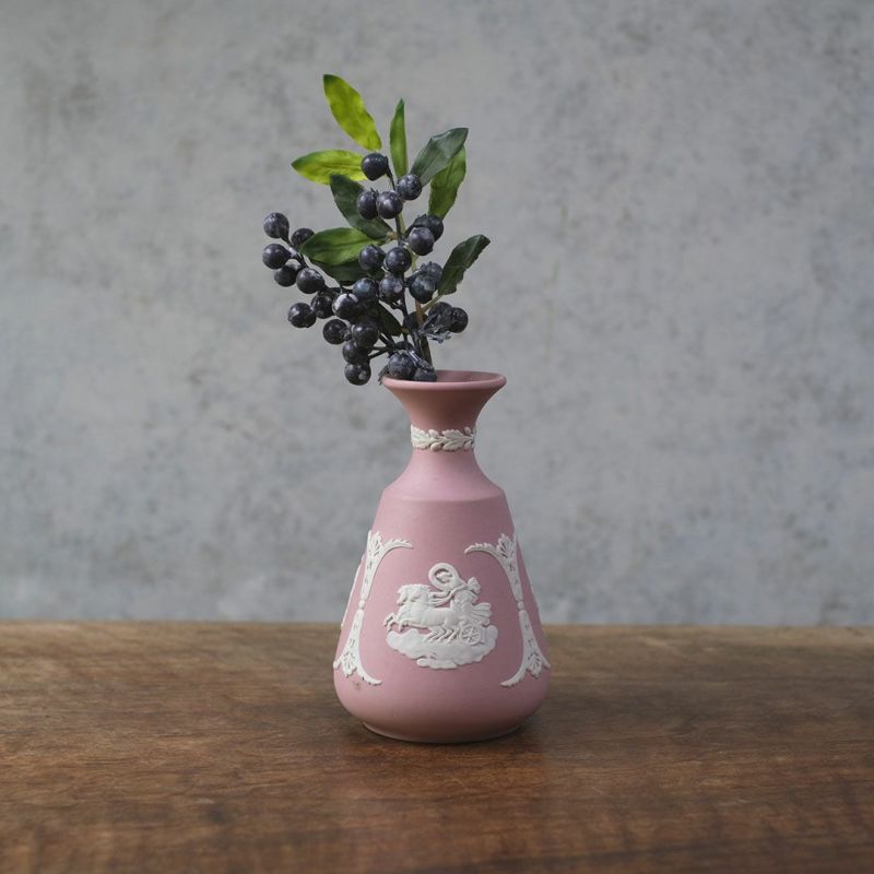 希少　ウェッジウッド ジャスパー　ピンク　花瓶　フラワーベース ジャスパーフォリア ベース 24cm パウダーピンク|WEDGWOOD公式