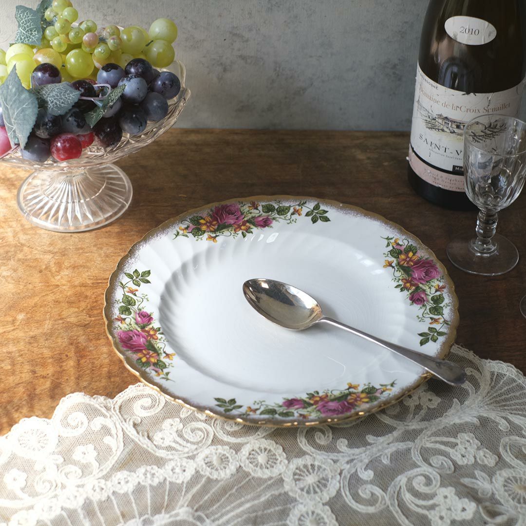 ヴィンテージディナー皿 Royal Albert ロイヤルアルバート イギリス