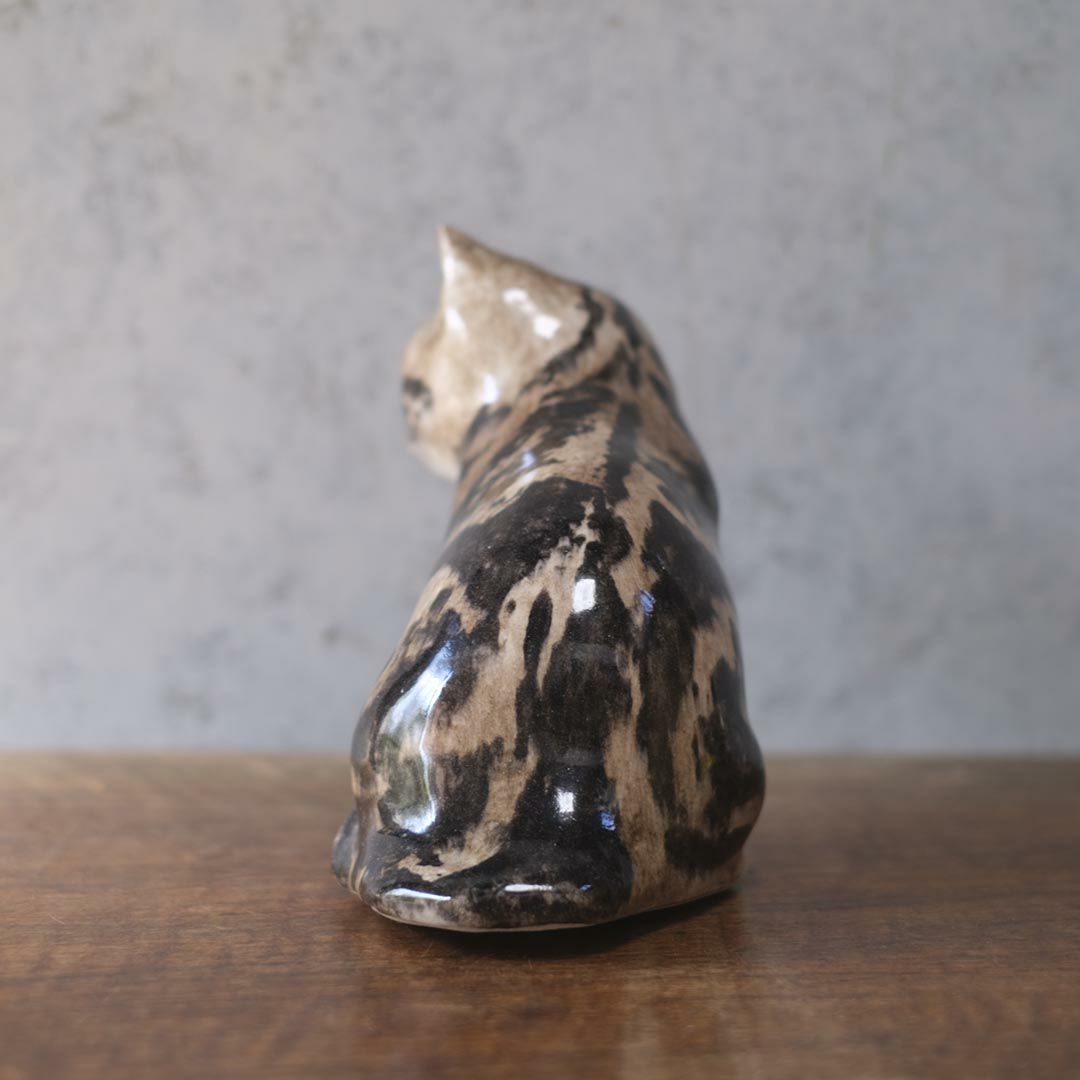 ヴィンテージ ウィンスタンレーキャット/ケンジントンキャット・サビ猫　三毛猫 イギリス 陶芸作家Jenny Winstanley 置物1