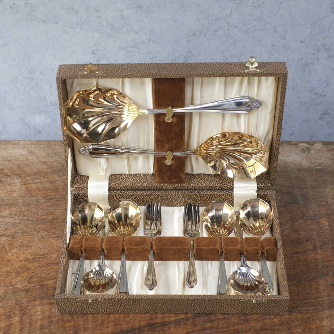 アンティークデザートスプーンセット シルバープレート イギリス2