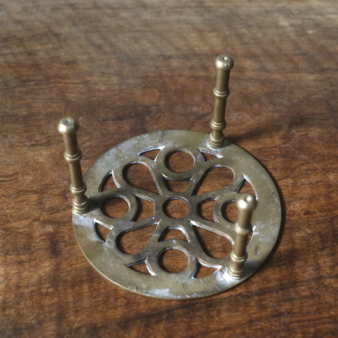 アンティークケトルスタンド イギリス 真鍮6