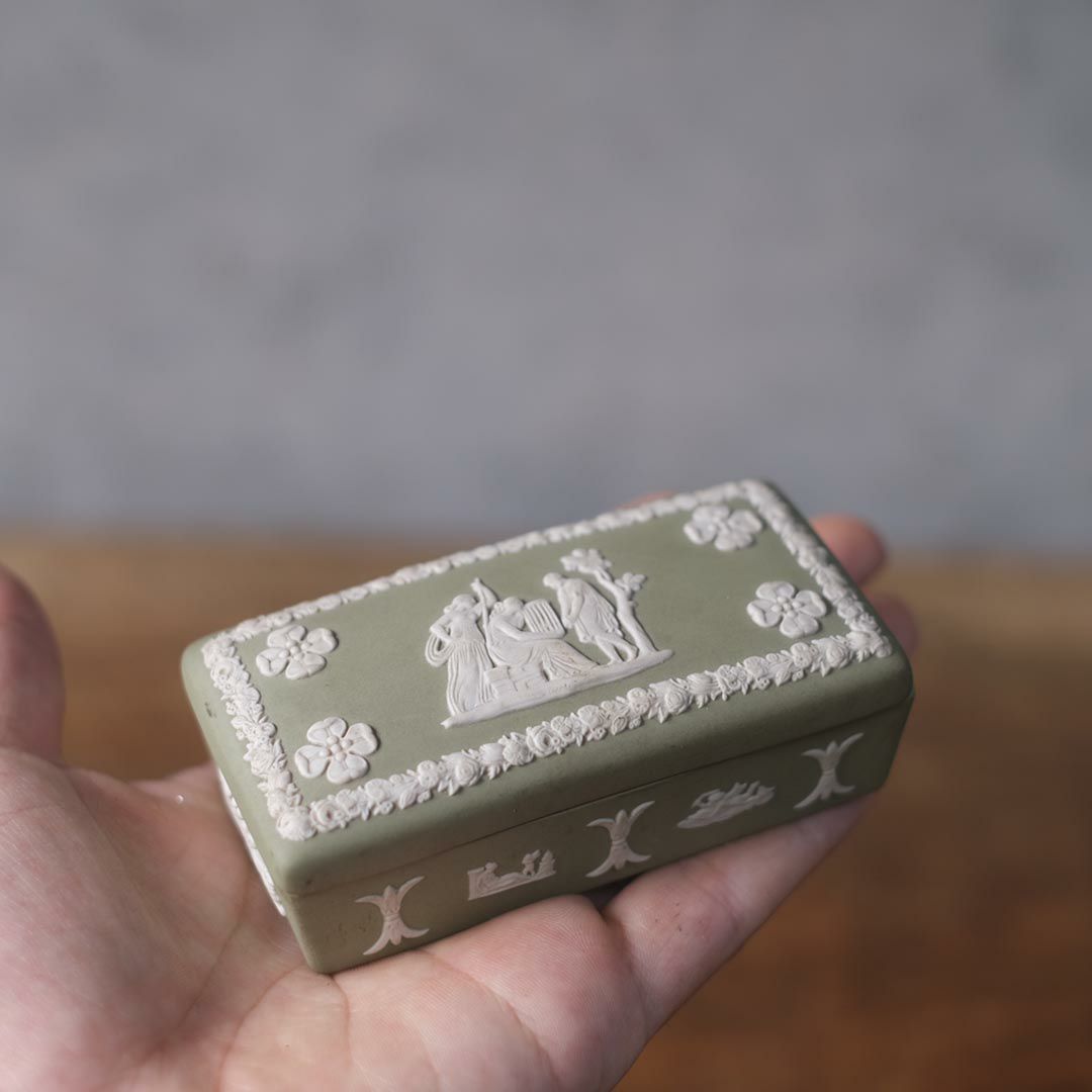 ヴィンテージ WEDGWOODジャスパー トリンケットボックス セージグリーン3