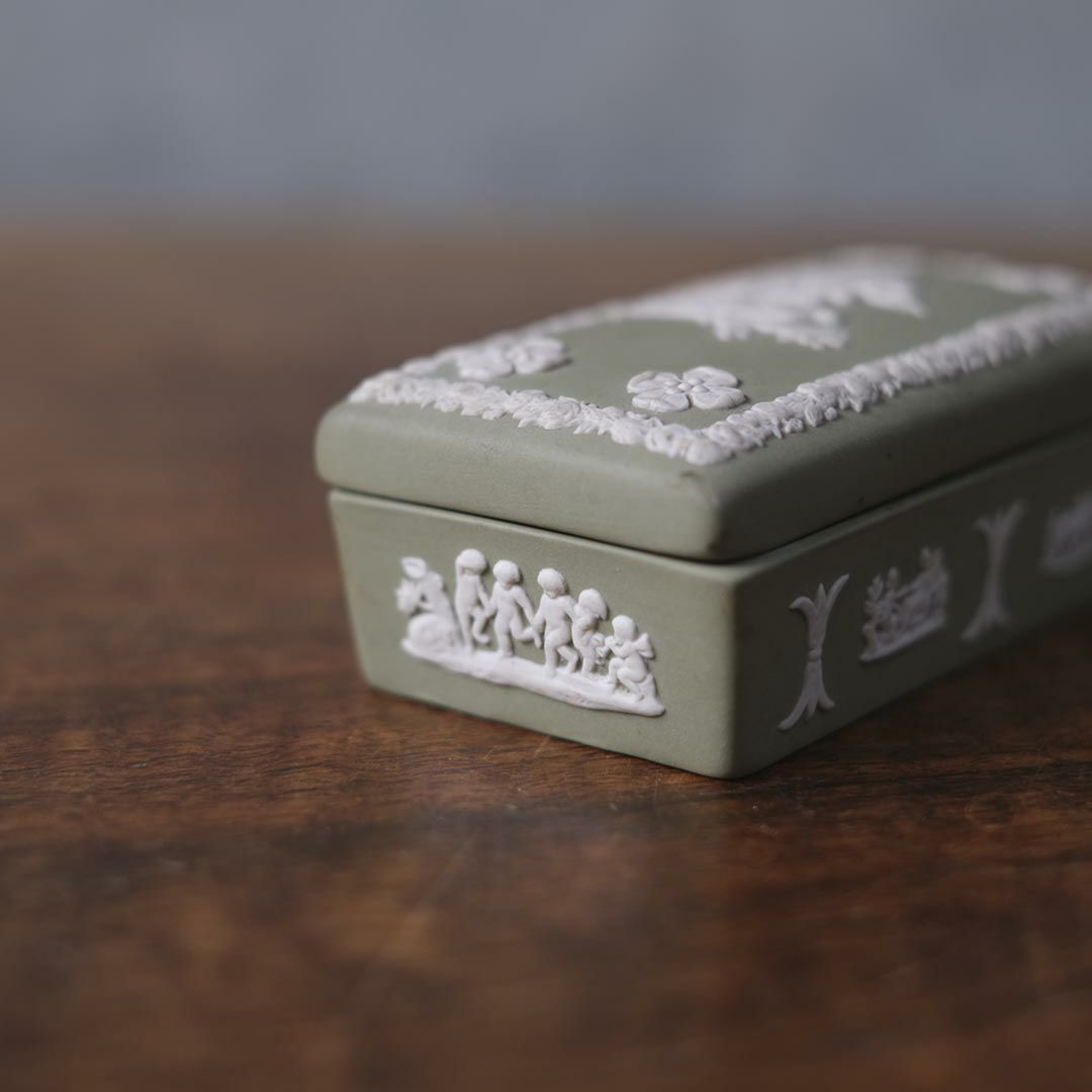 ヴィンテージ WEDGWOODジャスパー トリンケットボックス セージグリーン5