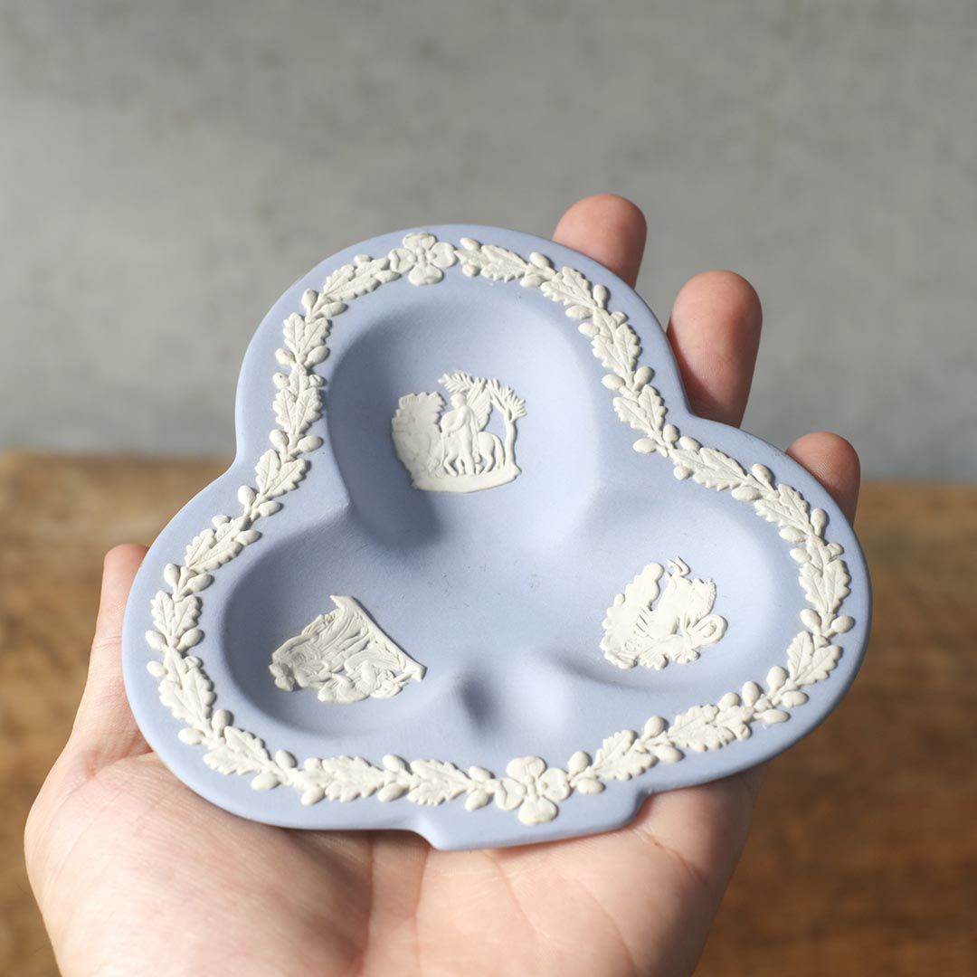 ヴィンテージ WEDGWOODジャスパー プレート ストーンウェア クローバー型 イギリス3