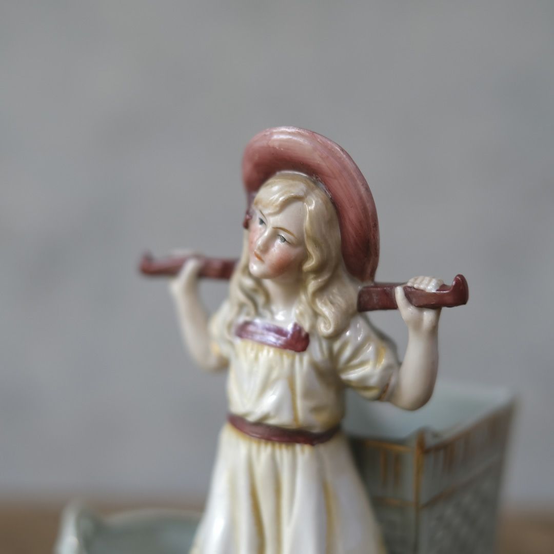 アンティーク陶器の人形 サリエール 調味料入れ フランス6