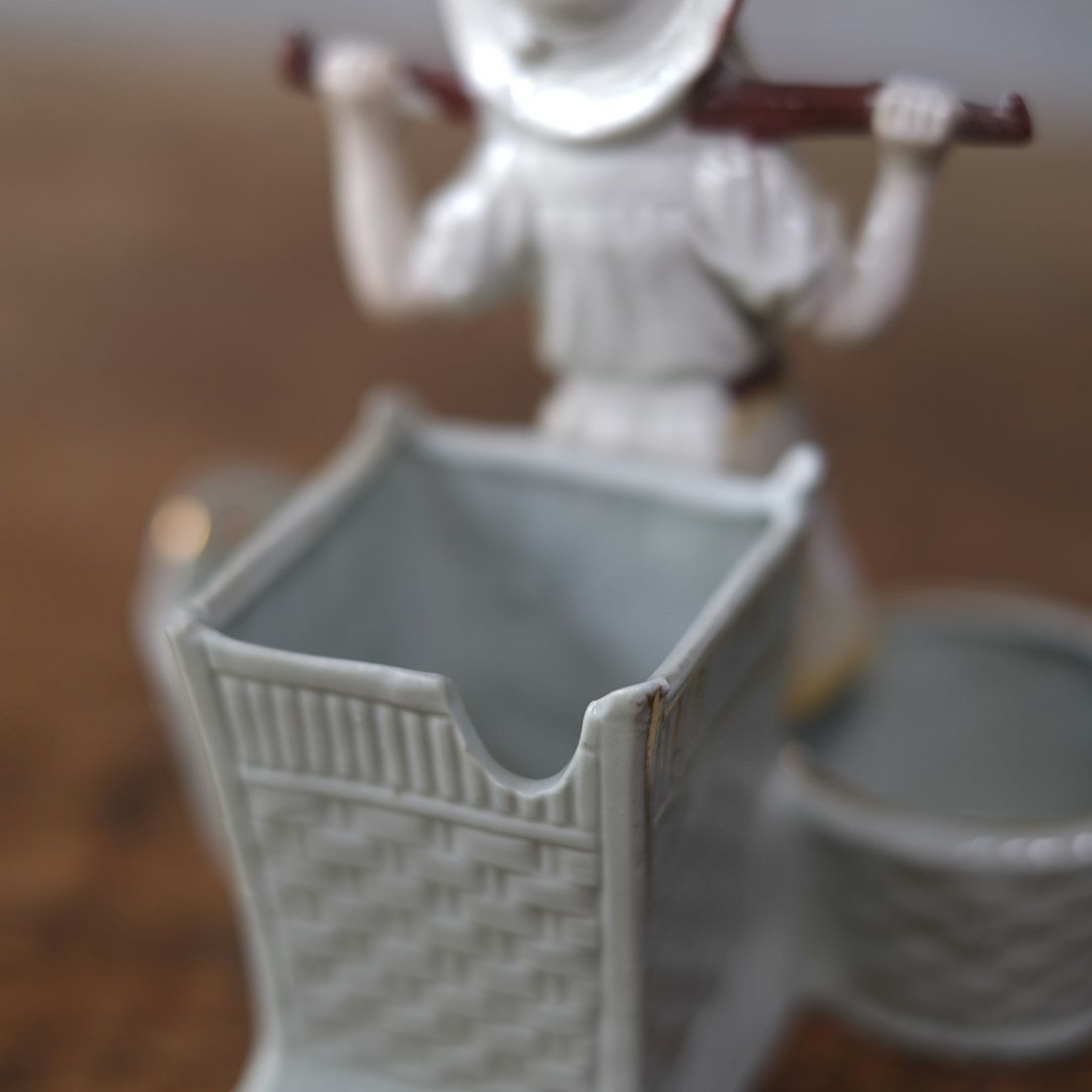 アンティーク陶器の人形 サリエール 調味料入れ フランス10