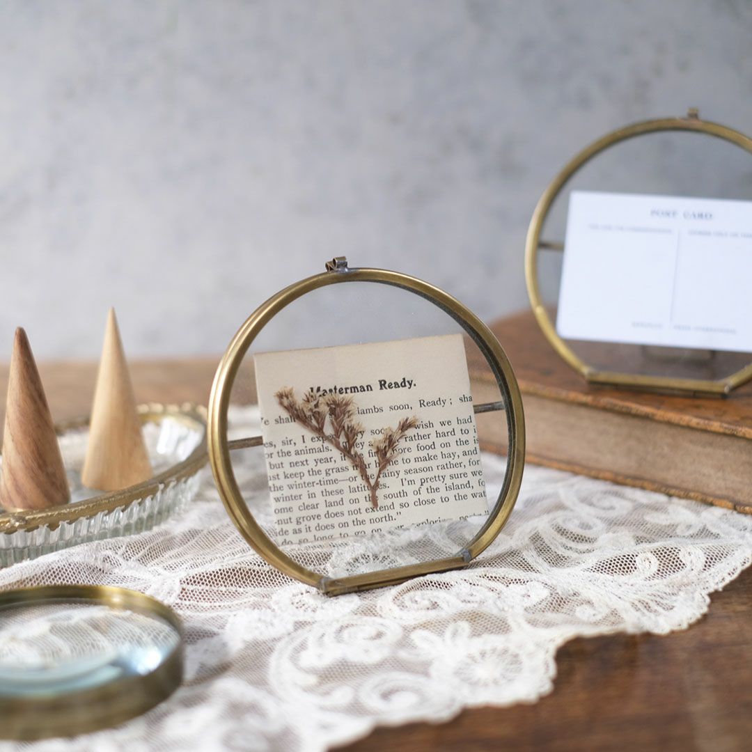 真鍮の丸いフォトフレーム 写真立て