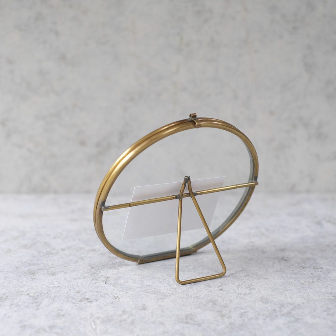 アンティーク風 真鍮製フォトフレーム 丸型ガラス