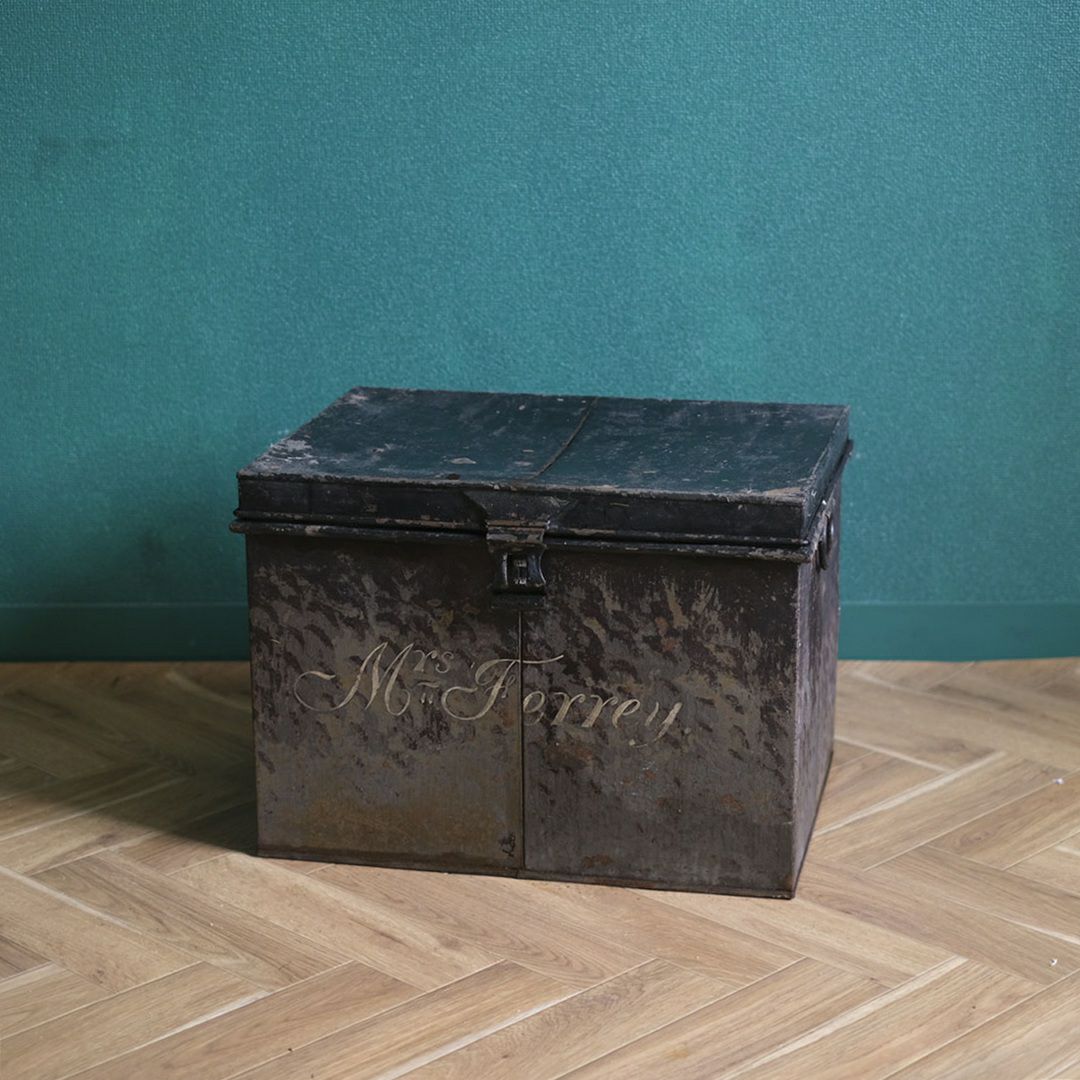 アンティークブリキボックス イギリス 蓋付収納箱1