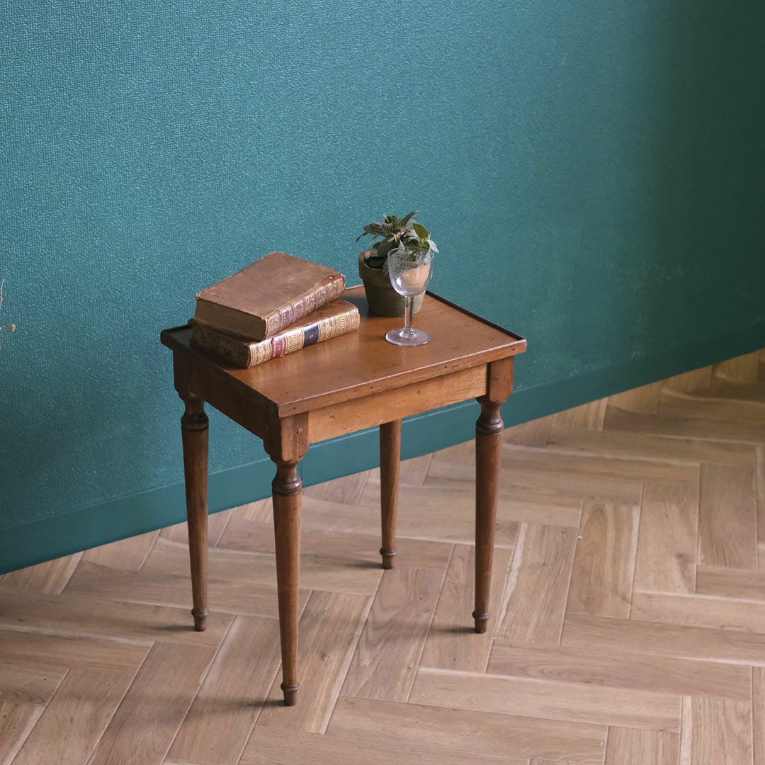 アンティークサイドテーブル フランス2