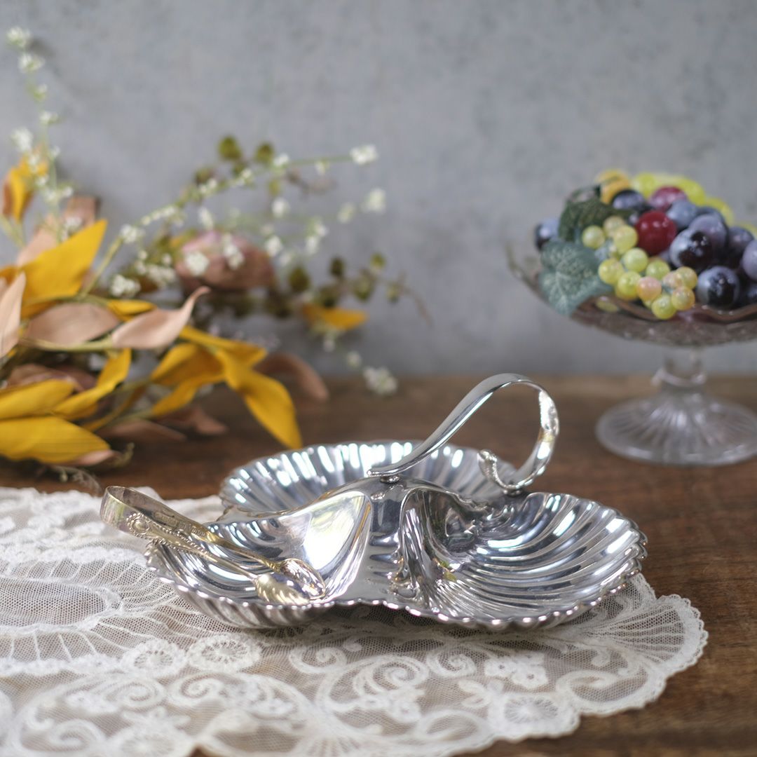 アンティーク シェルモチーフ　トリプルディッシュ シルバープレート イギリス製1