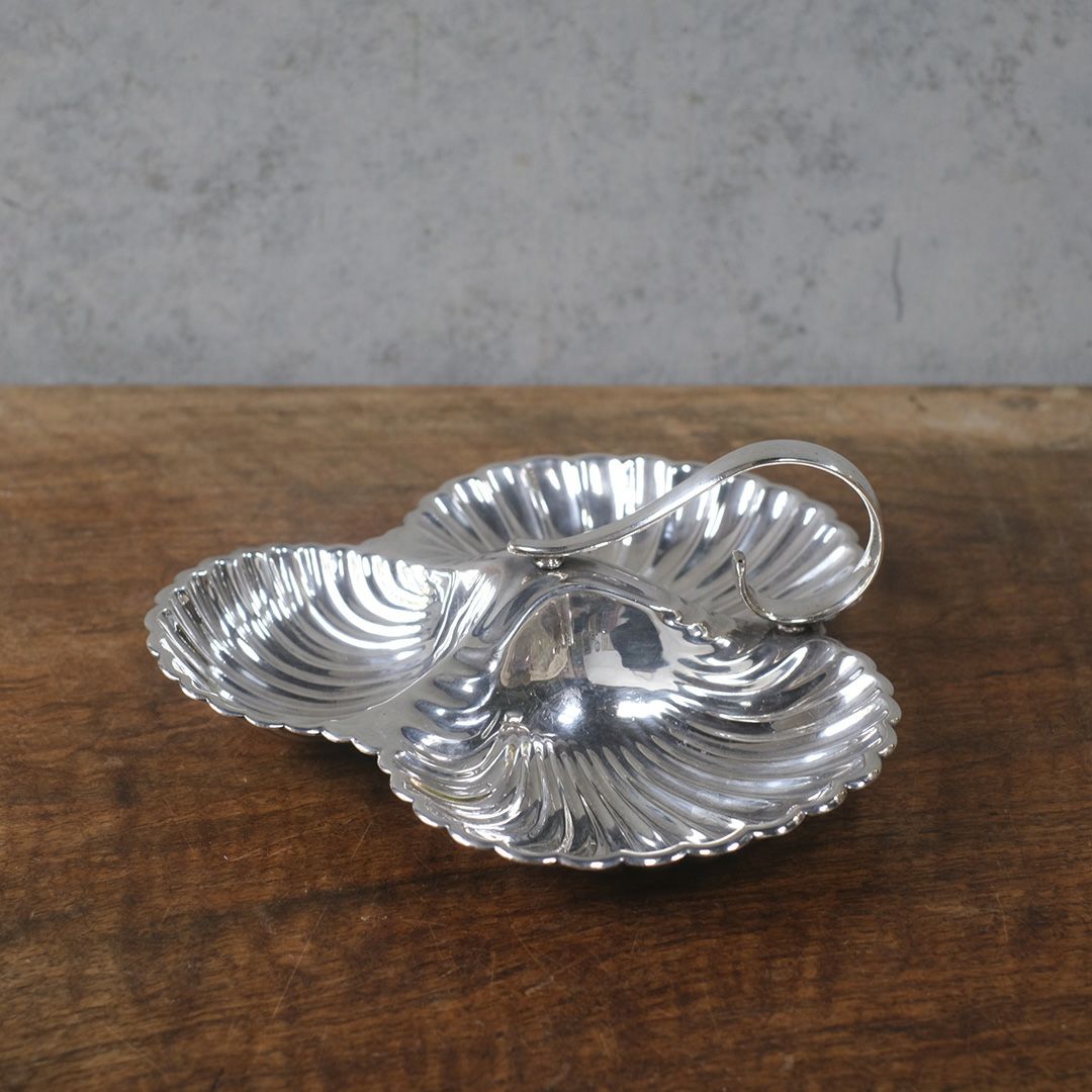 アンティーク シェルモチーフ　トリプルディッシュ シルバープレート イギリス製2