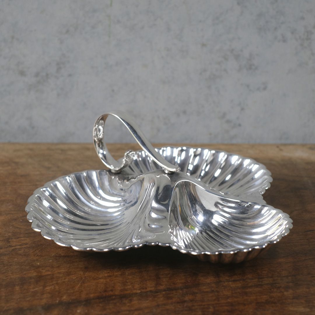 アンティーク シェルモチーフ　トリプルディッシュ シルバープレート イギリス製3