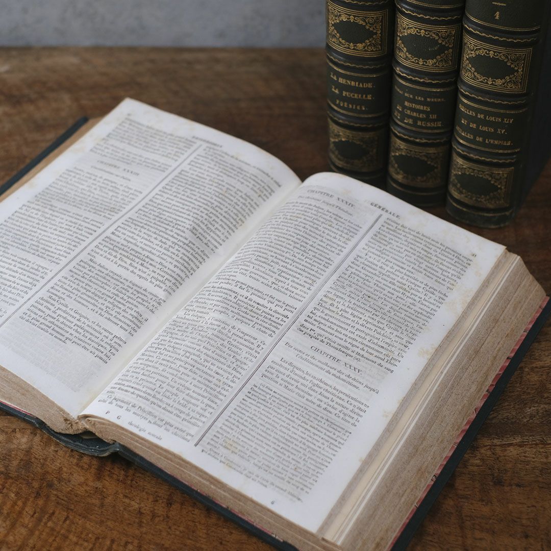 フランス啓蒙思想家ヴォルテールの作品集 1835年版