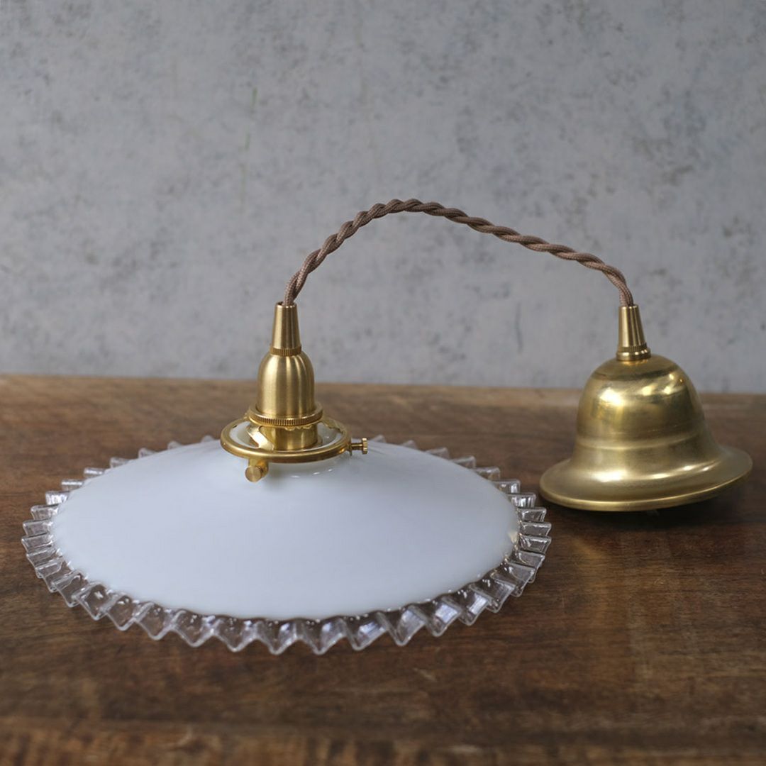 アンティーク ガラスシェードフリルランプ ミルクガラス 照明9