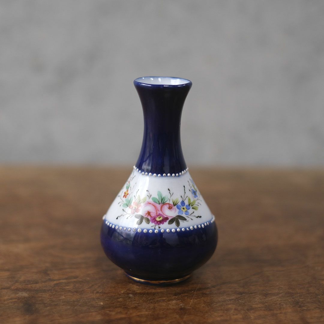 アンティークフラワーベース 一輪挿し 小さな花瓶 陶器 花モチーフ イギリス1