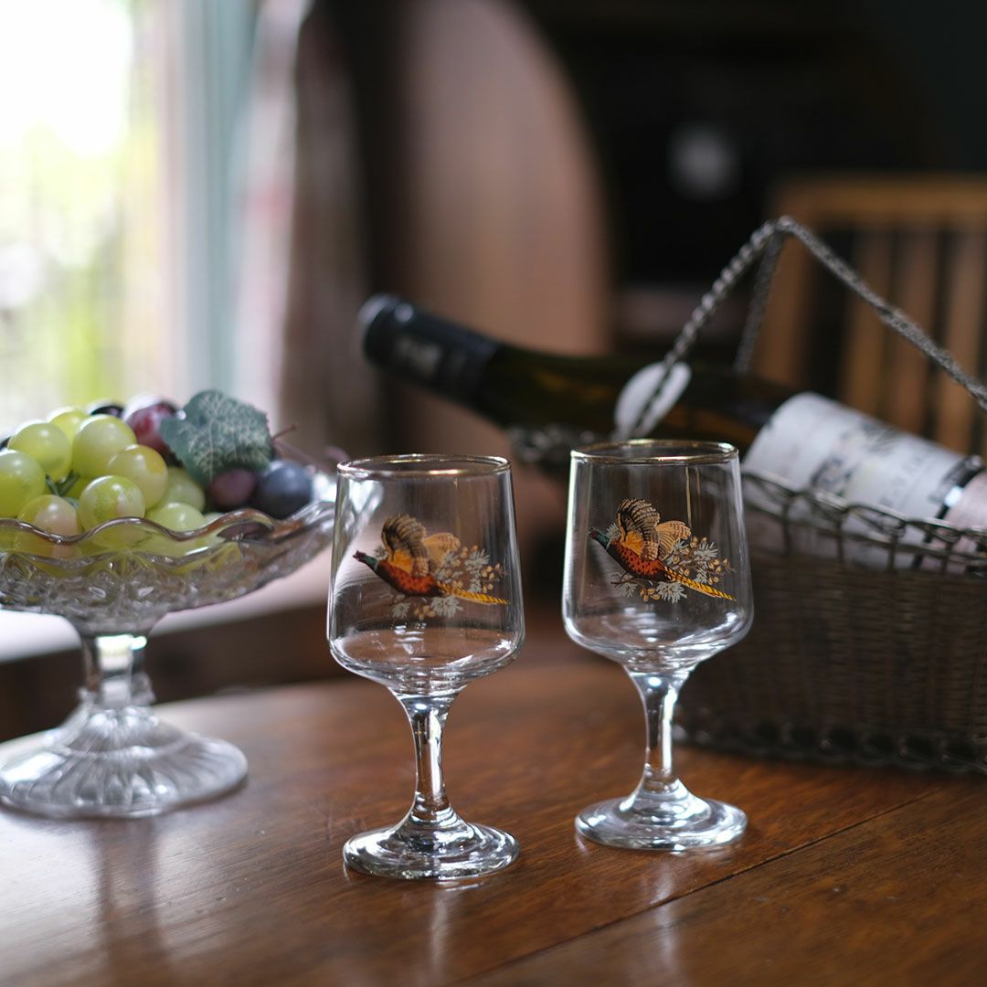秋の森を描いた ヴィンテージ キジ柄グラス ペア ワインテーブル