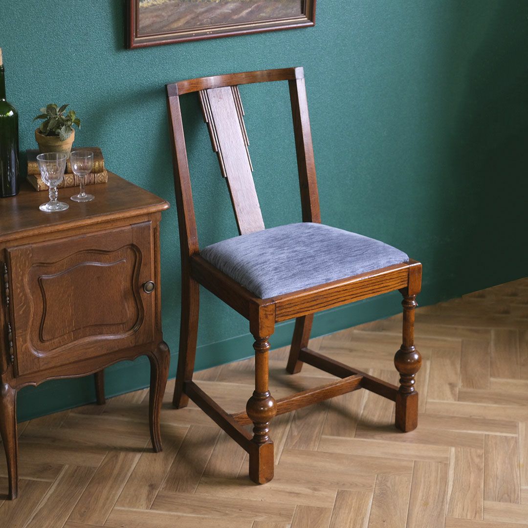 アンティークチェア 椅子 青いシート イギリス アンティーク家具1