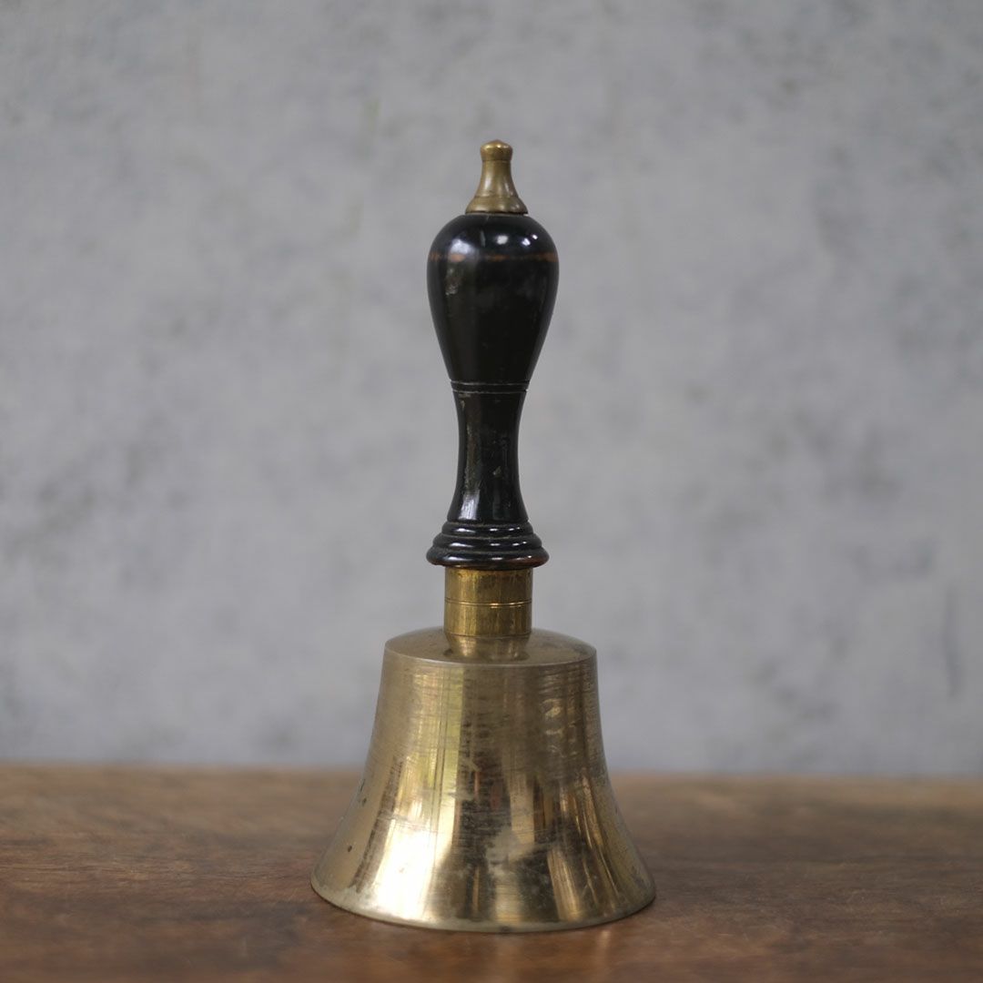 アンティークテーブルベル イギリス 真鍮 呼び鈴2